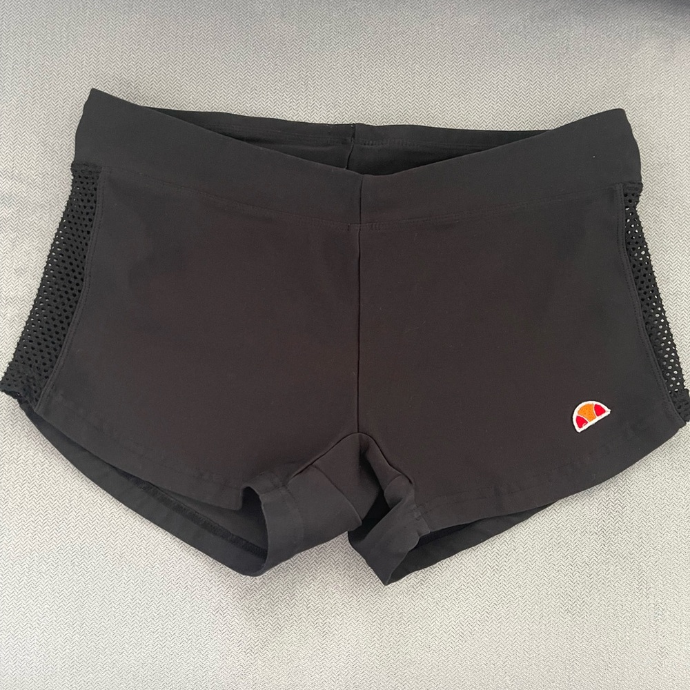 Nike Sphere shorts size Small